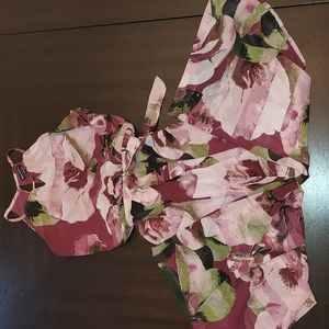 Beautiful Floral Jumper with belt